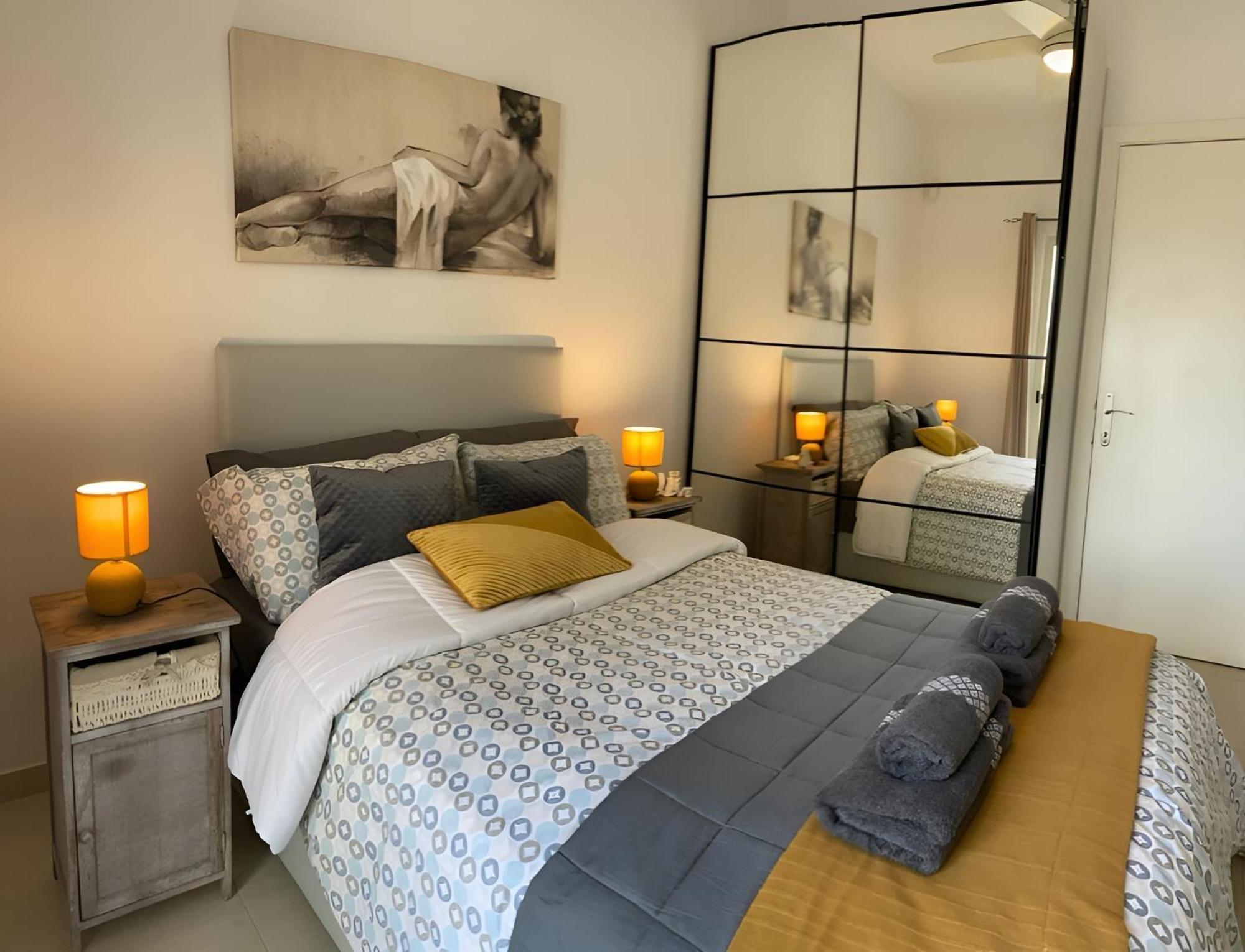Sliema Cosy Penthouse With Bbq Daire Dış mekan fotoğraf